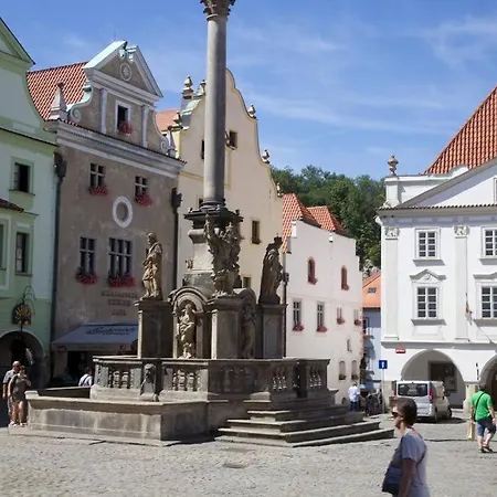 Unesco 14 Century Apartmán *